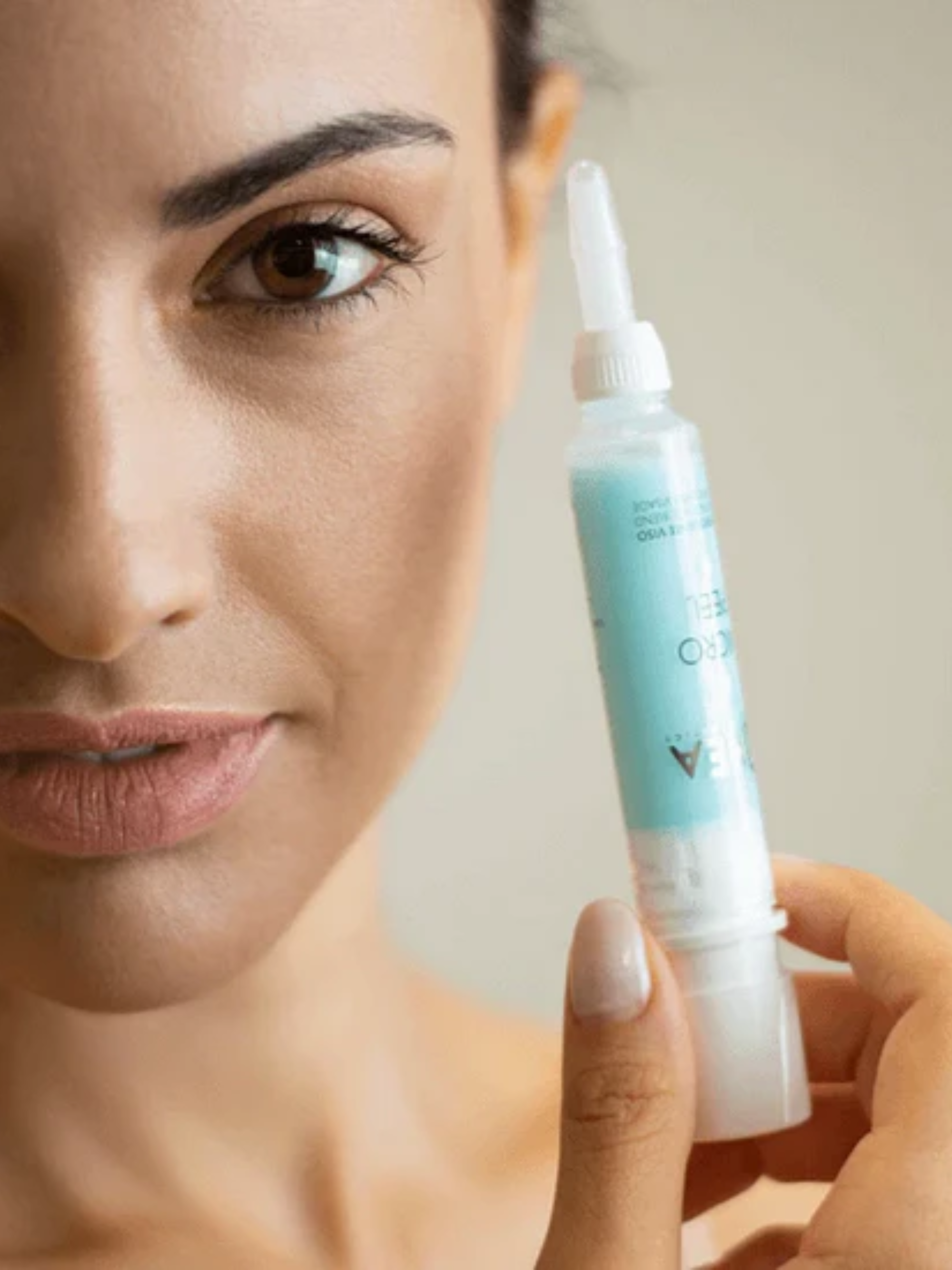 Sada pro intenzivní obnovu pleti obličeje a krku RevitalFace Set RHEA (4 x 10 ml)